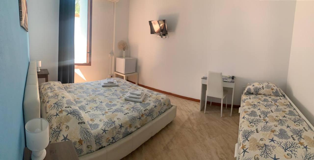 Borgomarino'S Room チェファル エクステリア 写真